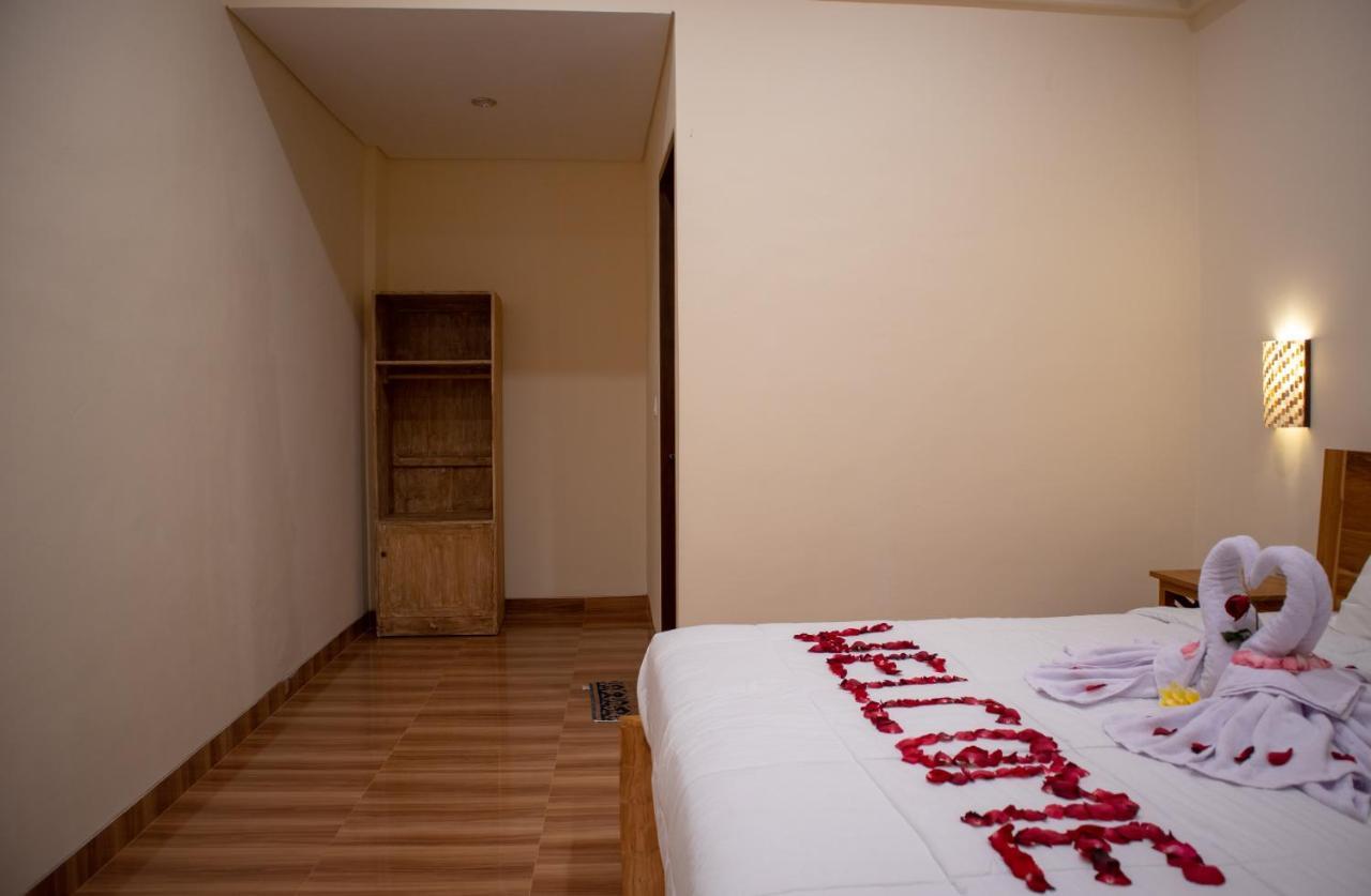 Anik Homestay Canggu  Exterior photo